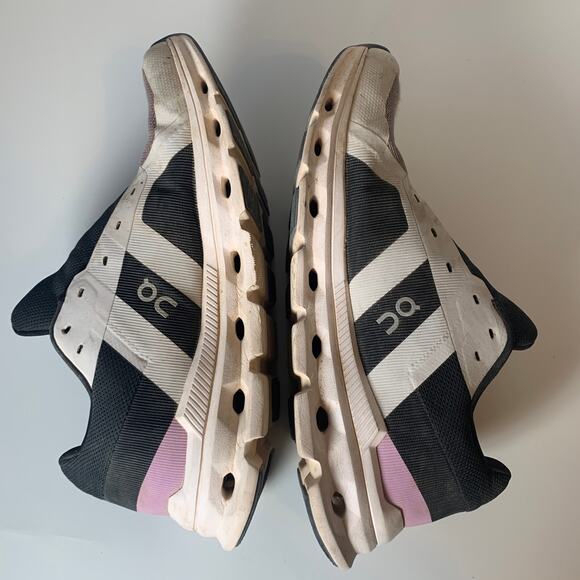 On Running Cloudrunner Women's White Heron Black Running Shoes Size 9 - Picture 6 of 8